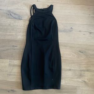 NWOT black bodycon dress with strappy back sz s